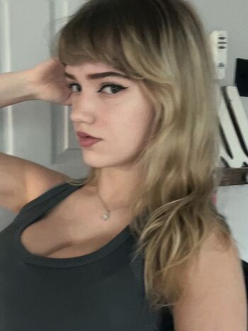 Mikahhlynn image