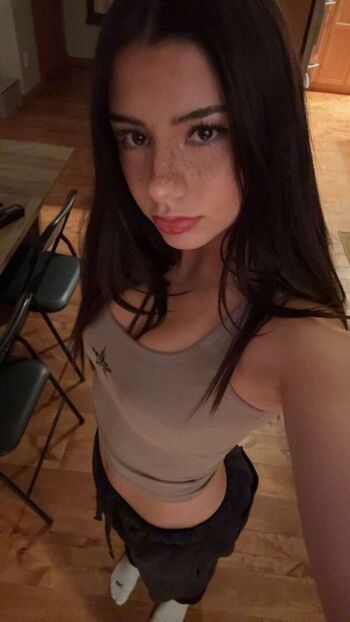 Mikayla campinos 1 image