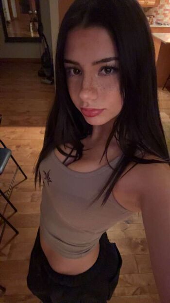 Mikayla campinos 1 image