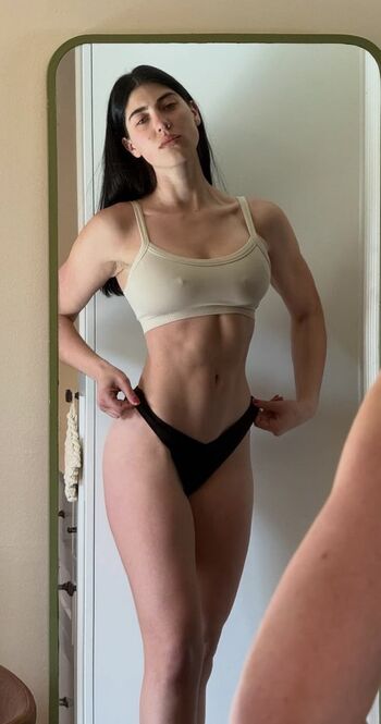 Mikayla gill image