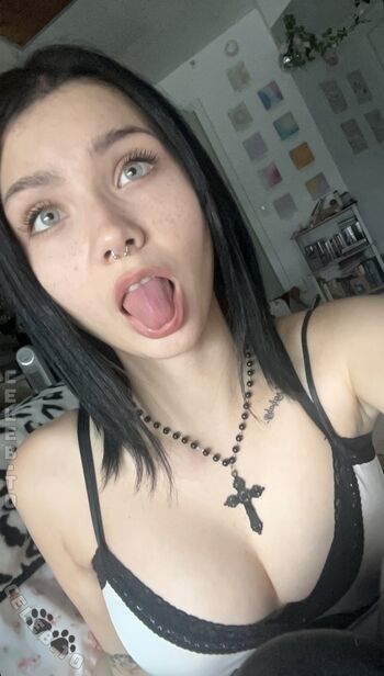 milavanilla / Cigarettekitten / Cigacat