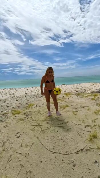 Milene domingues image