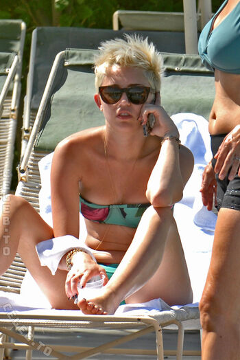 Miley cyrus page 4 image