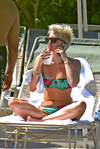 Miley cyrus page 4 image