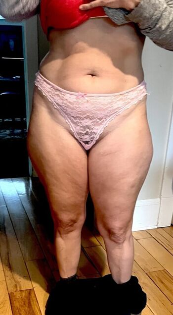 Milfwife51 image