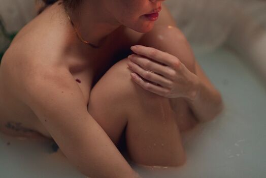 Milk n honey image