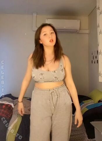Millie howell image
