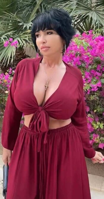 Mimi mogos image