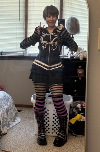 Mimidoescosplay image
