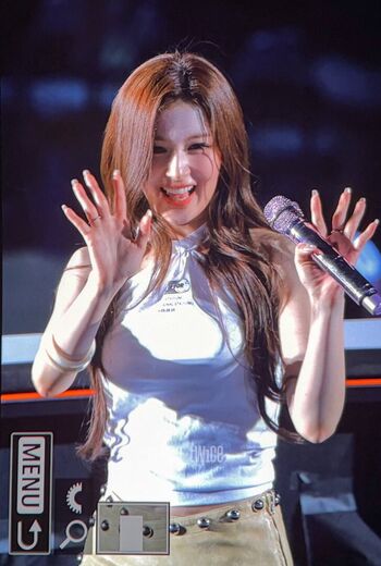Minatozaki Sana