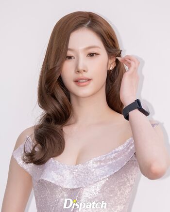 Minatozaki sana image