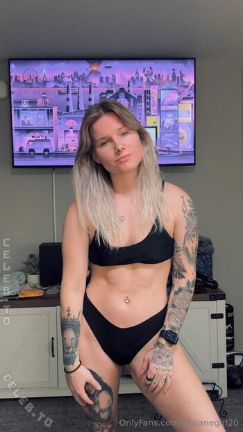 Mindy xoxo22 image