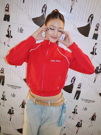 Minnie (Nicha Yontararak - I-dle