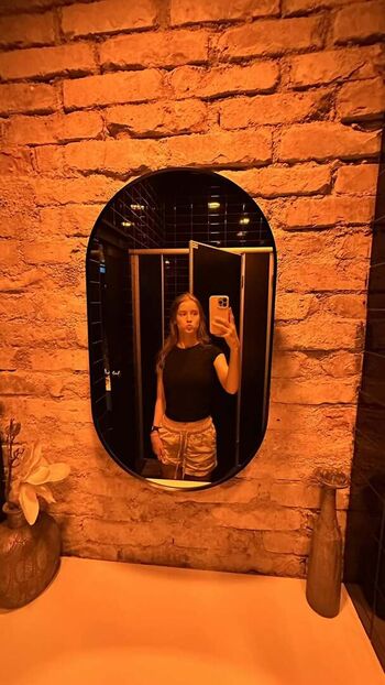 Mira 004 page 12 image