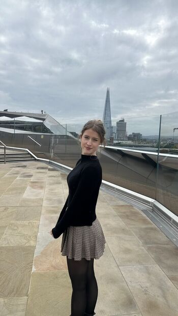 Mira 004 page 12 image