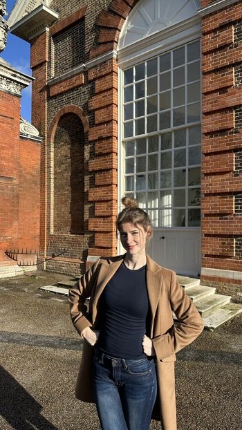 Mira 004 page 11 image