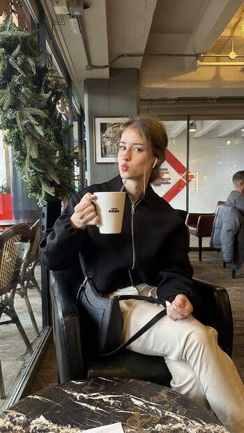 Mira 004 page 2 image