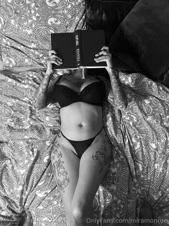 Miramonroe page 2 image