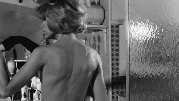 Mireille darc image