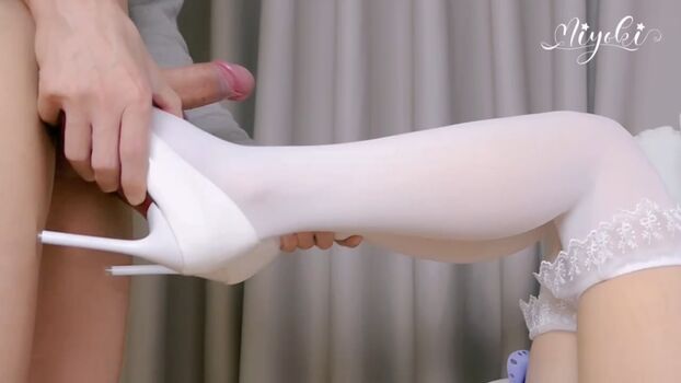 Misaki suzuki page 2 image