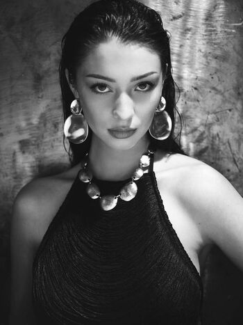 Mishka chantal silva 1 image