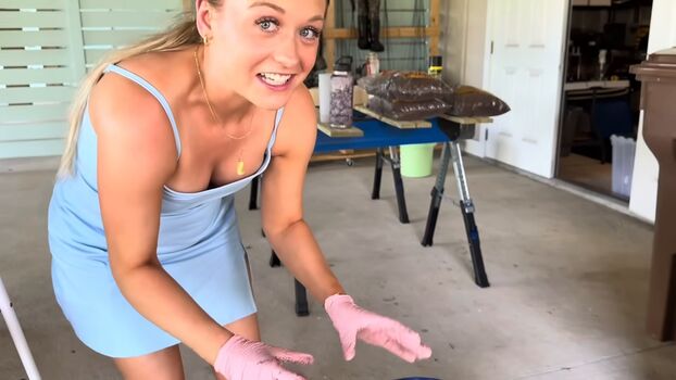 Miss snowwolf jku image