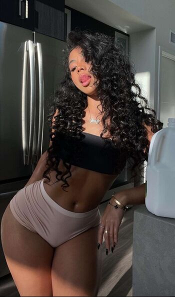 Misscindyy 1 image