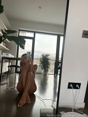 Misskatrinaa 1 image