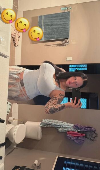 Misspetrovaaaa image