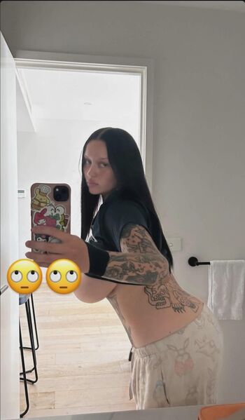 Misspetrovaaaa image