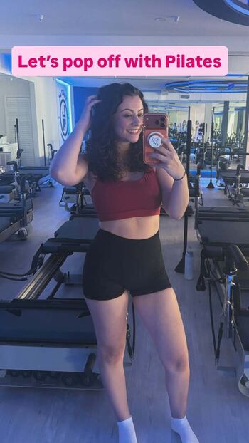 Missteencrypto image