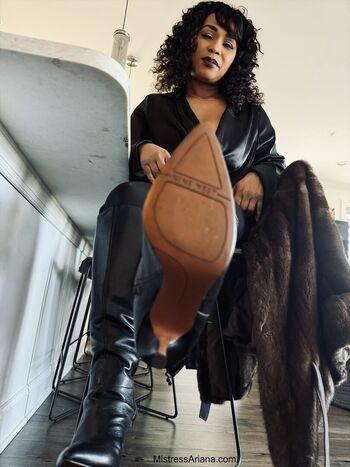 Mistress Ariana Chevali