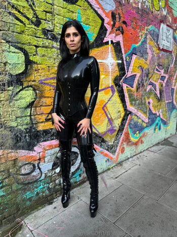 mistresssophiasahara