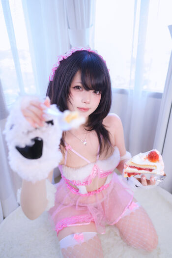 Miu cosplayer 1 image
