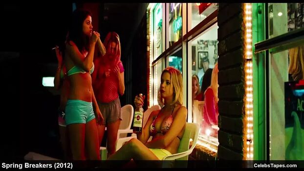 Mnica gomez image