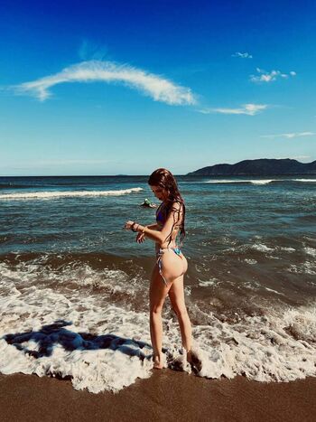 Modelo julinha image