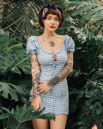 Moldova nude girl page 2 image