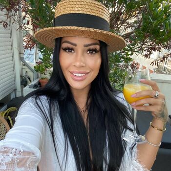 Monicasuarez image