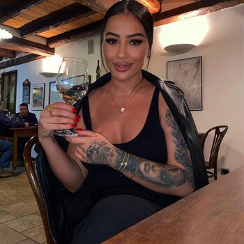 Monicasuarez image