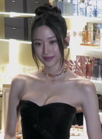 Moon ga young image