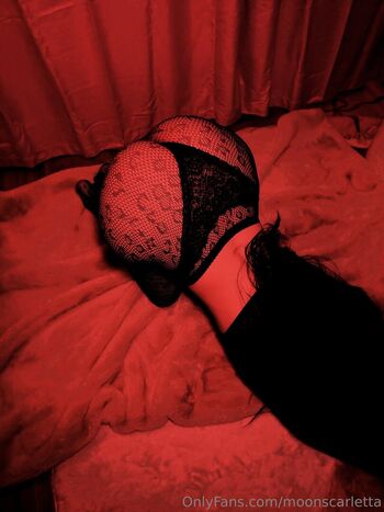 Moonscarletta image