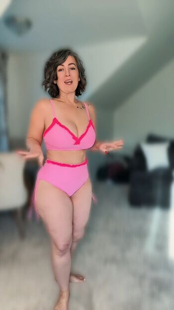 Mrs erinjeanne image