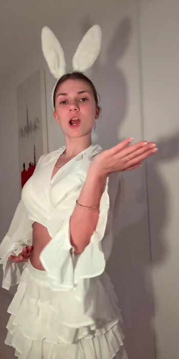 Ms selinka page 2 image