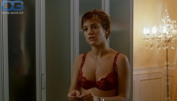 Muriel baumeister image