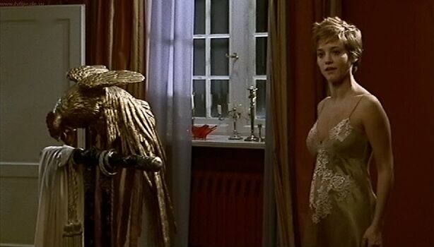 Muriel baumeister image