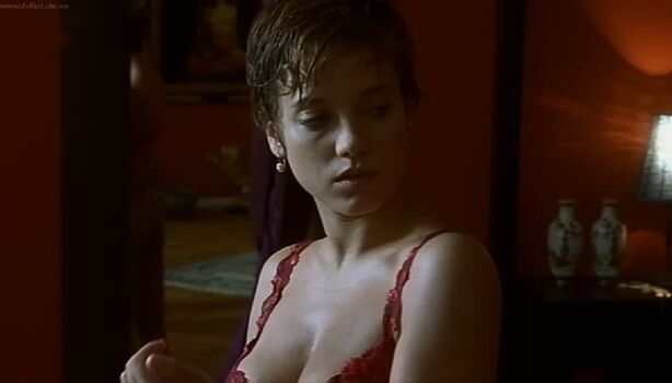 Muriel baumeister image