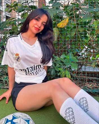 Muskan kari image