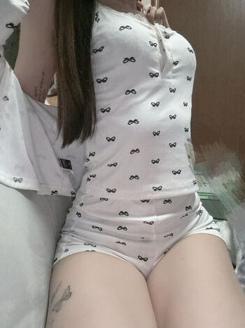 N a 1 image