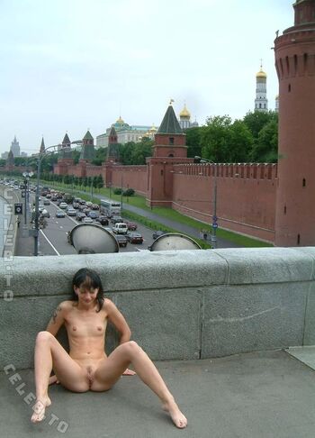 Nackt in russland image