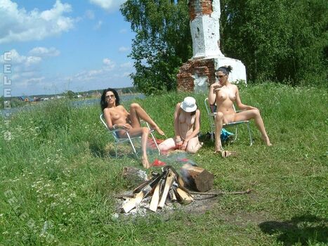 Nackt in russland page 2 image